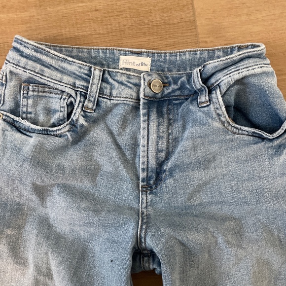 Blue jeans - Picture 2 of 4